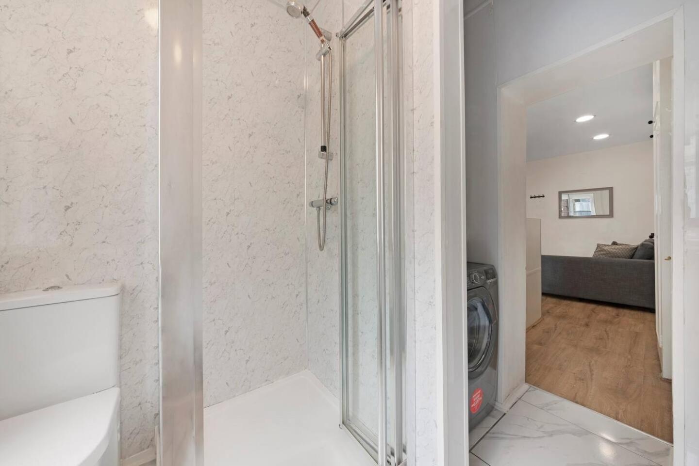2 Bed Piccadilly Apartment 3 Londyn Zewnętrze zdjęcie